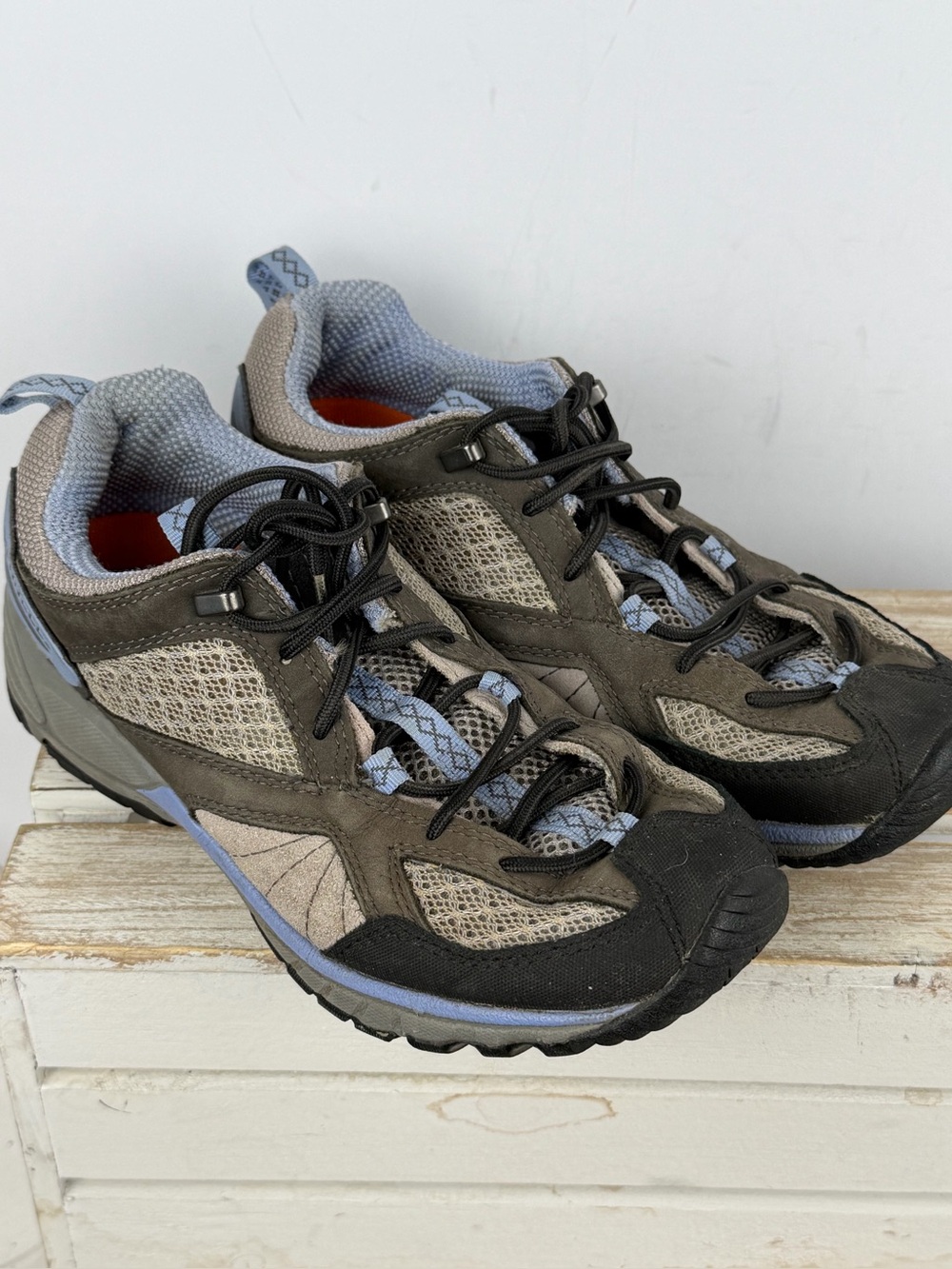 Merrell Avian Light Ventilator hiking shoes Vibram soles size 7 performance